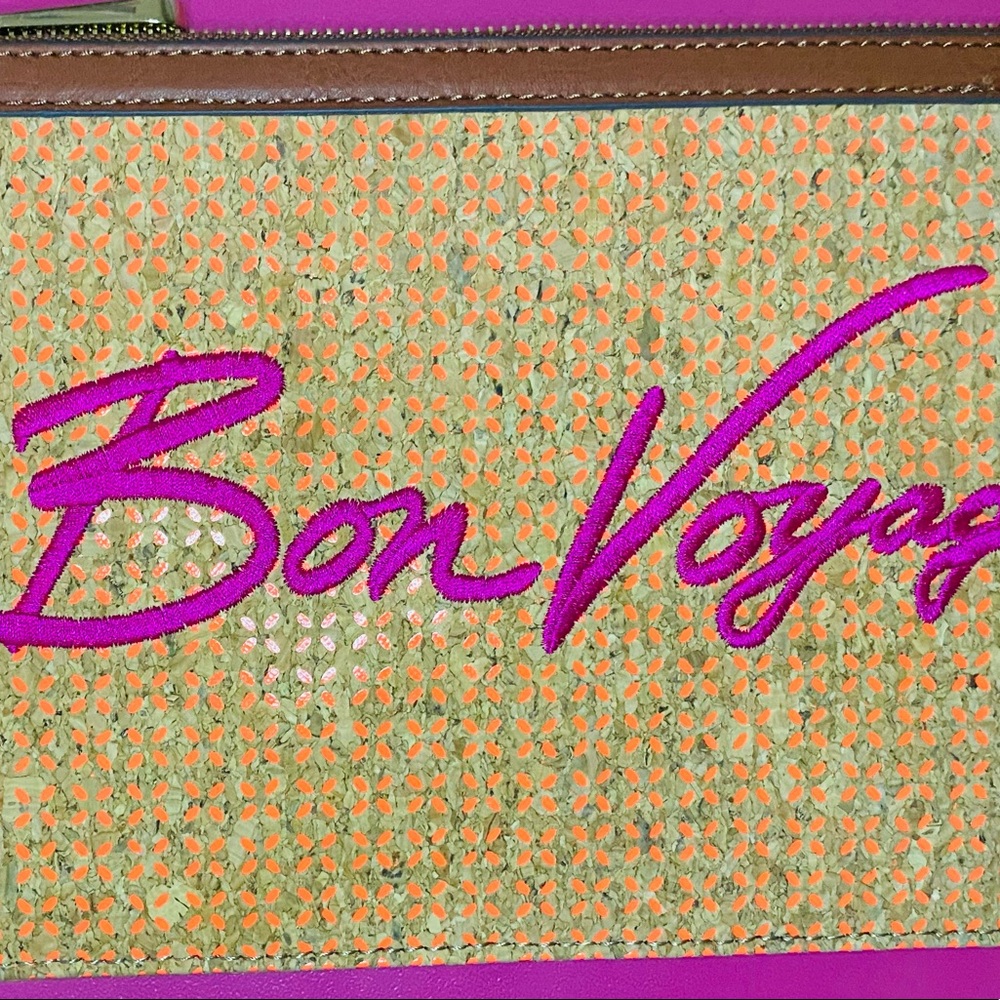 Tommy Bahama Bon Voyage Clutch Purse- NEVER used